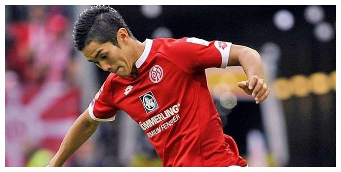 关于法兰克福豪取三分,士气高涨的信息 关于法兰克福豪取三分,士气高涨的信息