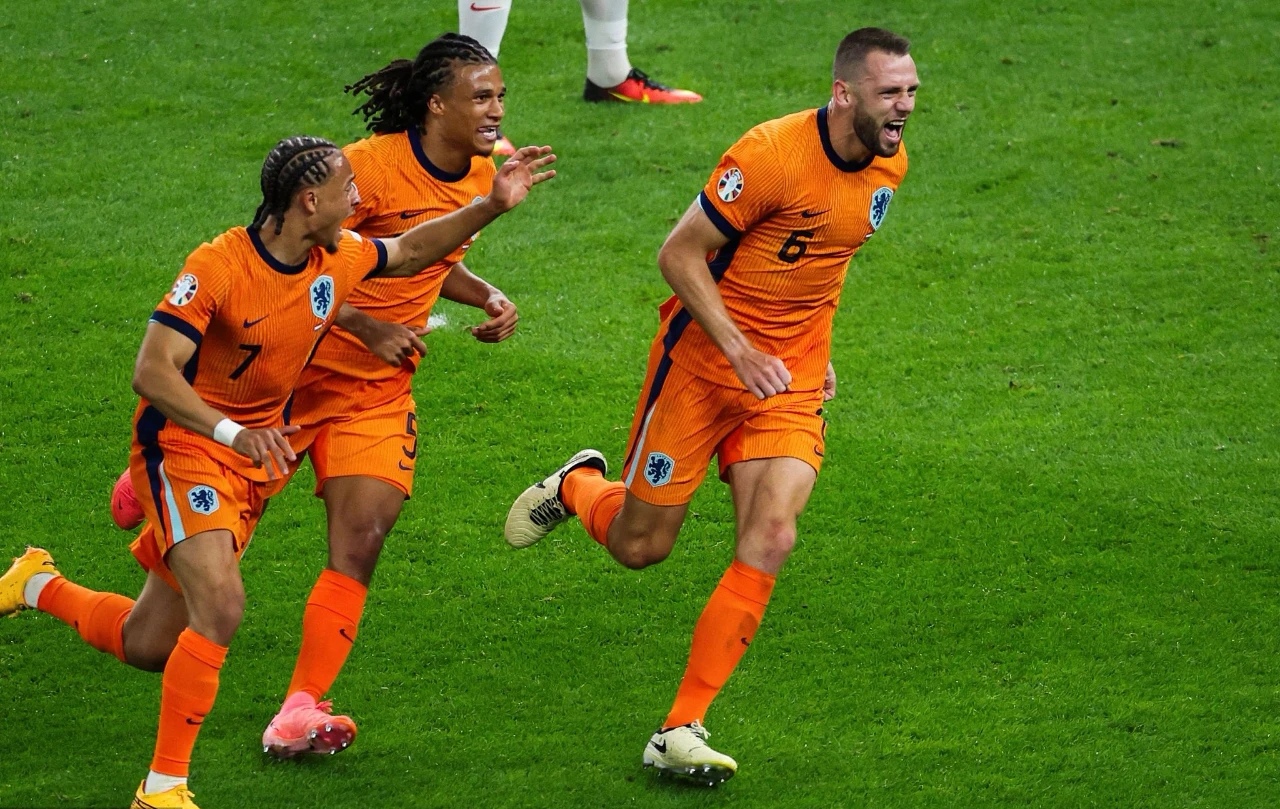 英格兰惜败瑞士,惨遭淘汰出局,欧洲杯梦碎的简单介绍 英格兰惜败瑞士,惨遭淘汰出局,欧洲杯梦碎的简单介绍